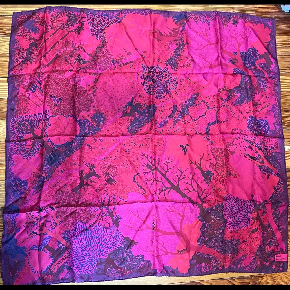 Hermes Dans un Jardin Anglais Scarf